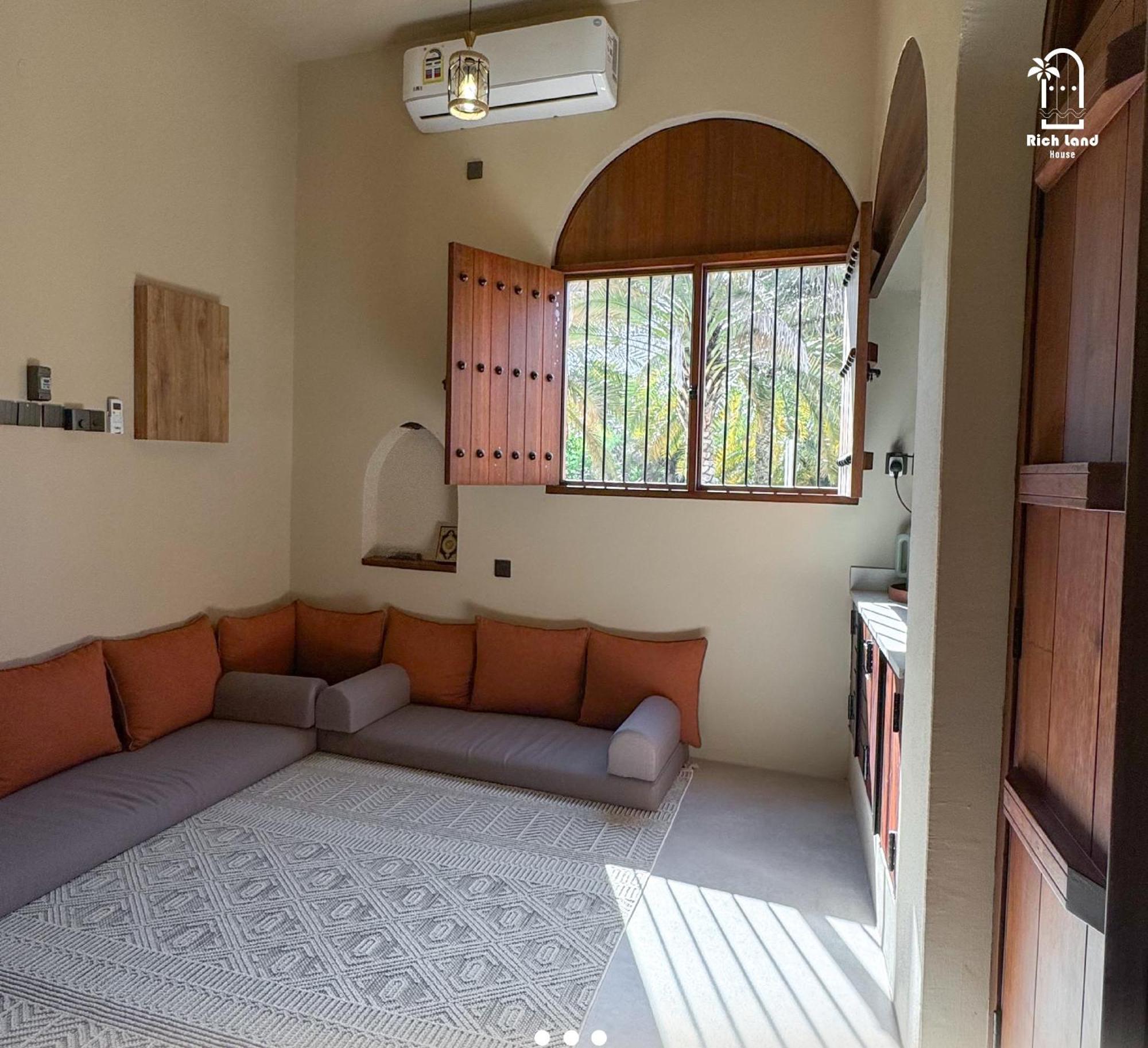 بيت أرض الثراء Rich Land House Nazvá Exteriér fotografie